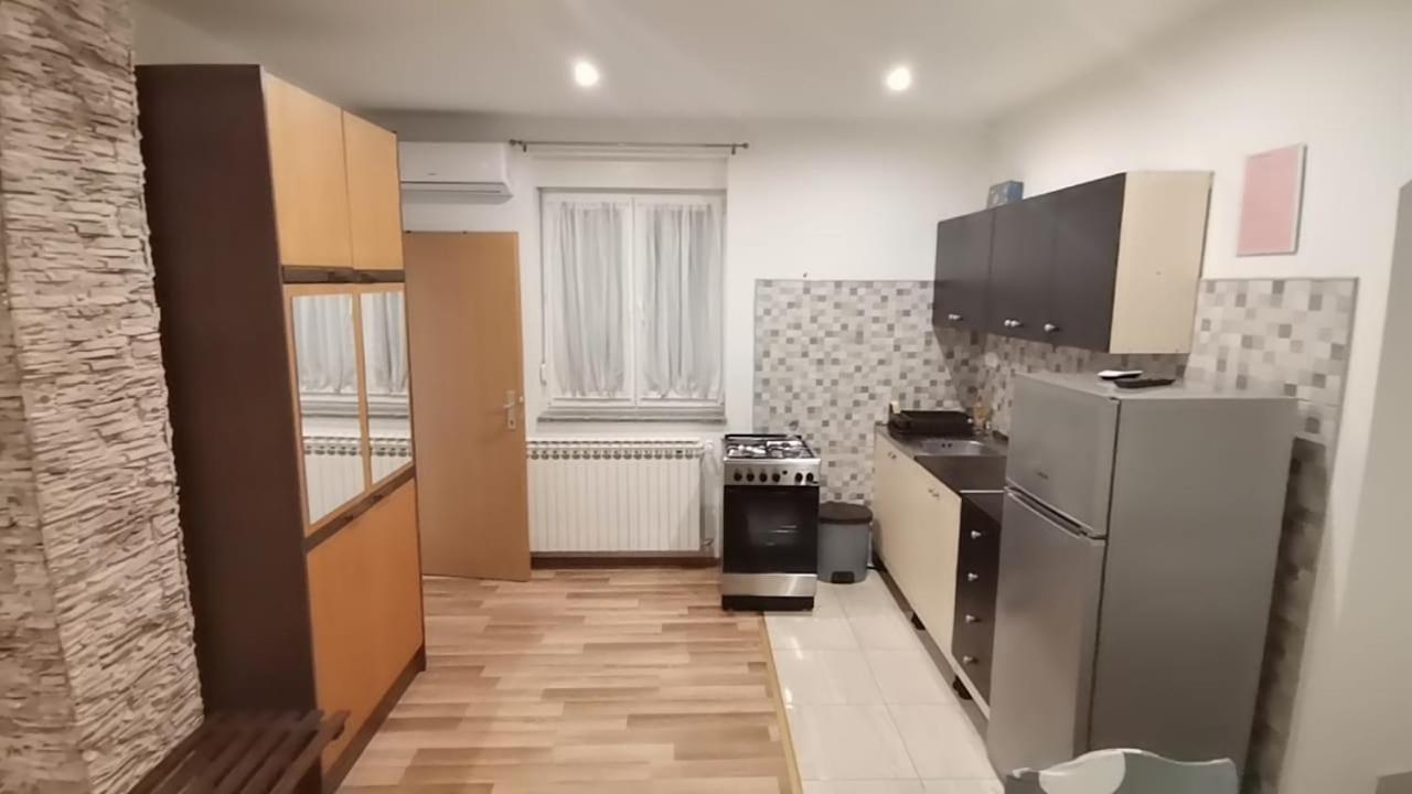 Trilj Apartman Jurika Экстерьер фото