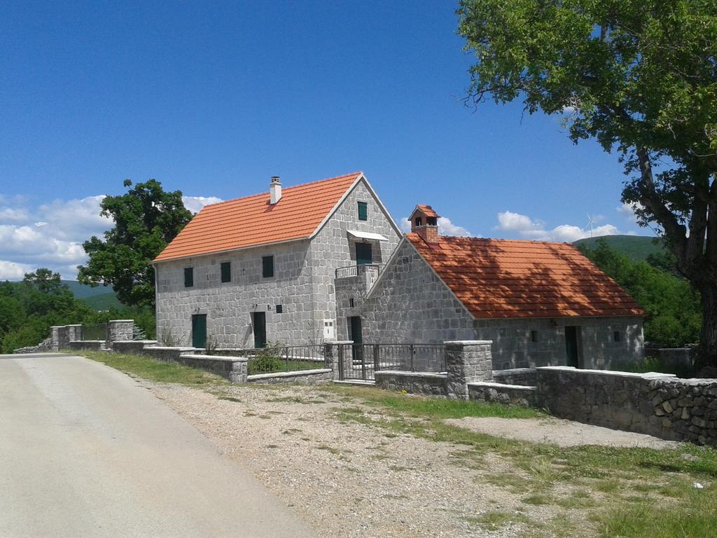 Trilj Apartman Jurika Экстерьер фото