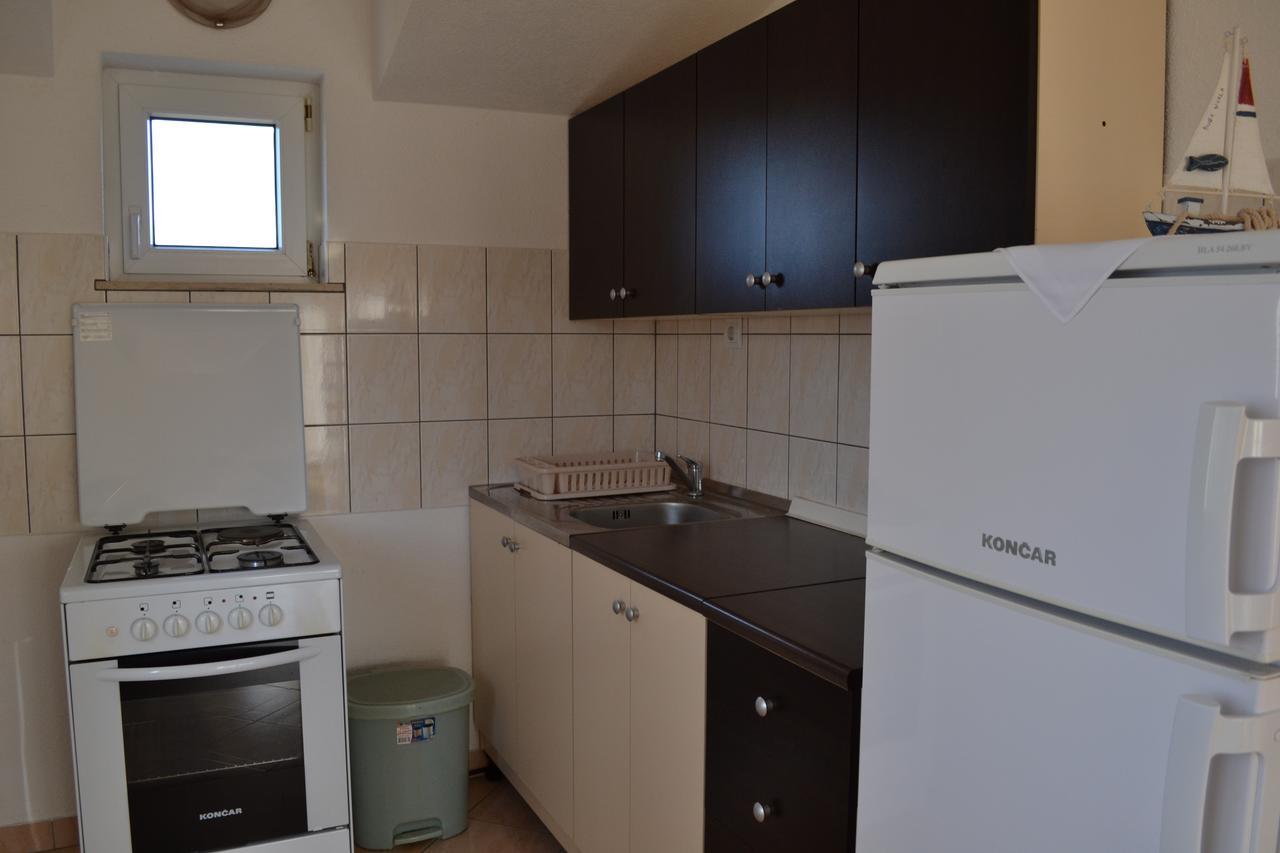 Trilj Apartman Jurika Экстерьер фото